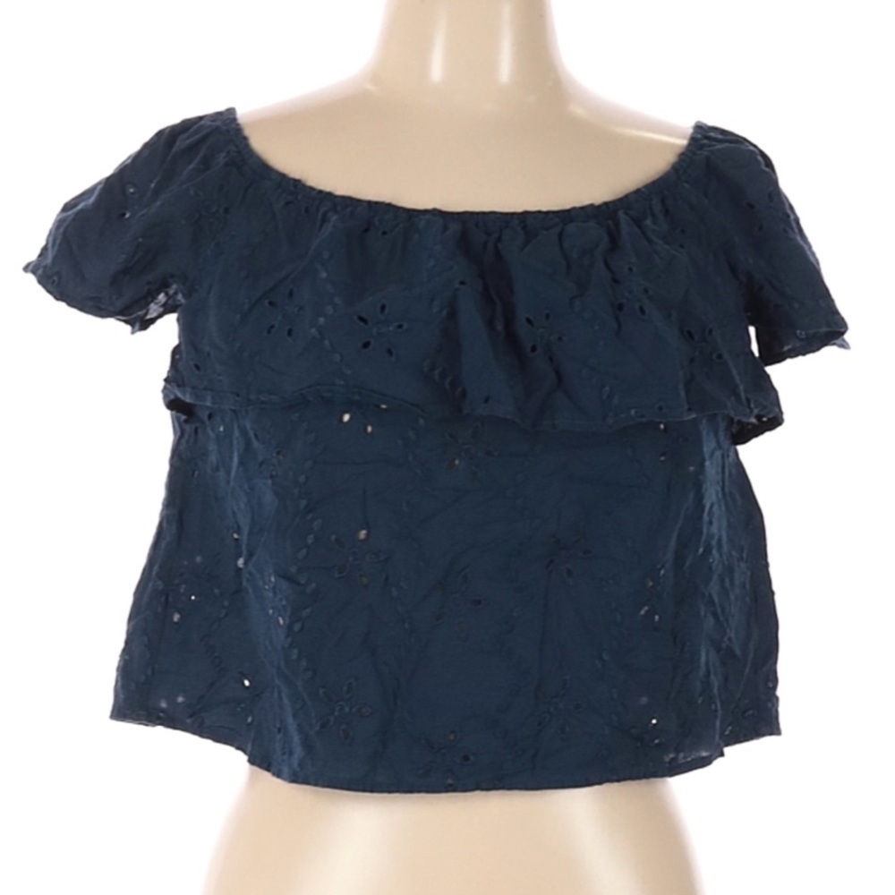 Aqua | Women’s Short Sleeve Crop Top Blouse Size Medium